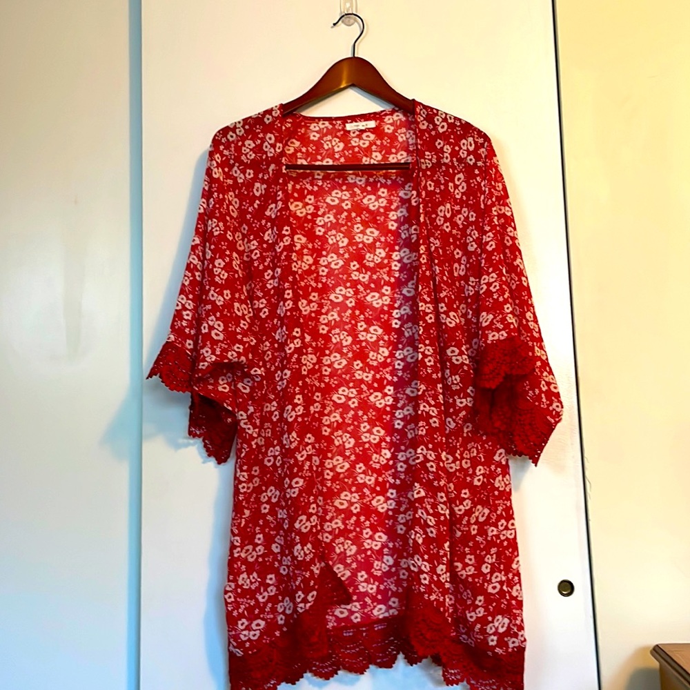 Maurices Red Kimono with Lace and flower Detail. Size S.